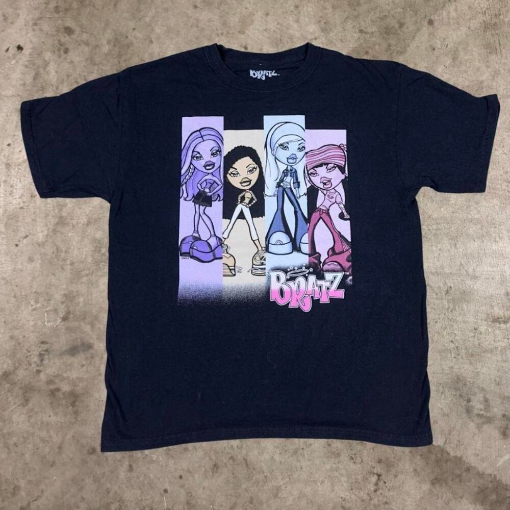 Bratz Graphic T-Shirt Y2K Dolls Cotton Tee Short Sleeve Top Black Womens Size S